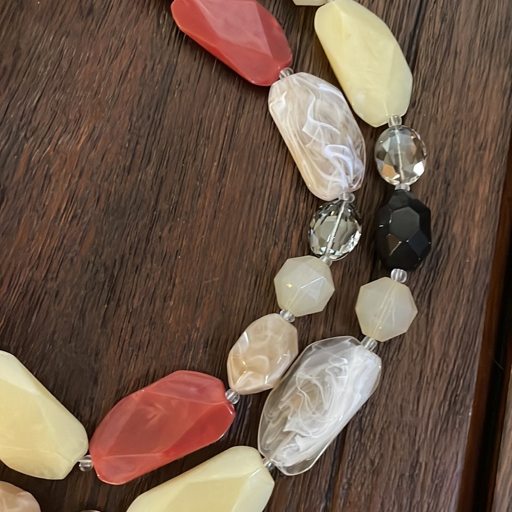 Anthroplogie Double Strand Statement Necklace . N… - image 3